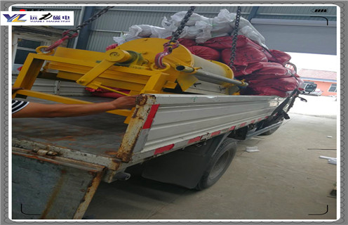 干式磁选机,内蒙古干式磁选机的强磁是多少_推荐合适厂家皮带及结构价格,内蒙古干式磁选机的强磁是多少,干式磁选机厂家生产高性能 干式磁选机,内蒙古干式磁选机的强磁是多少_推荐合适厂家皮带及结构价格,内蒙古干式磁选机的强磁是多少,干式磁选机厂家生产高性能